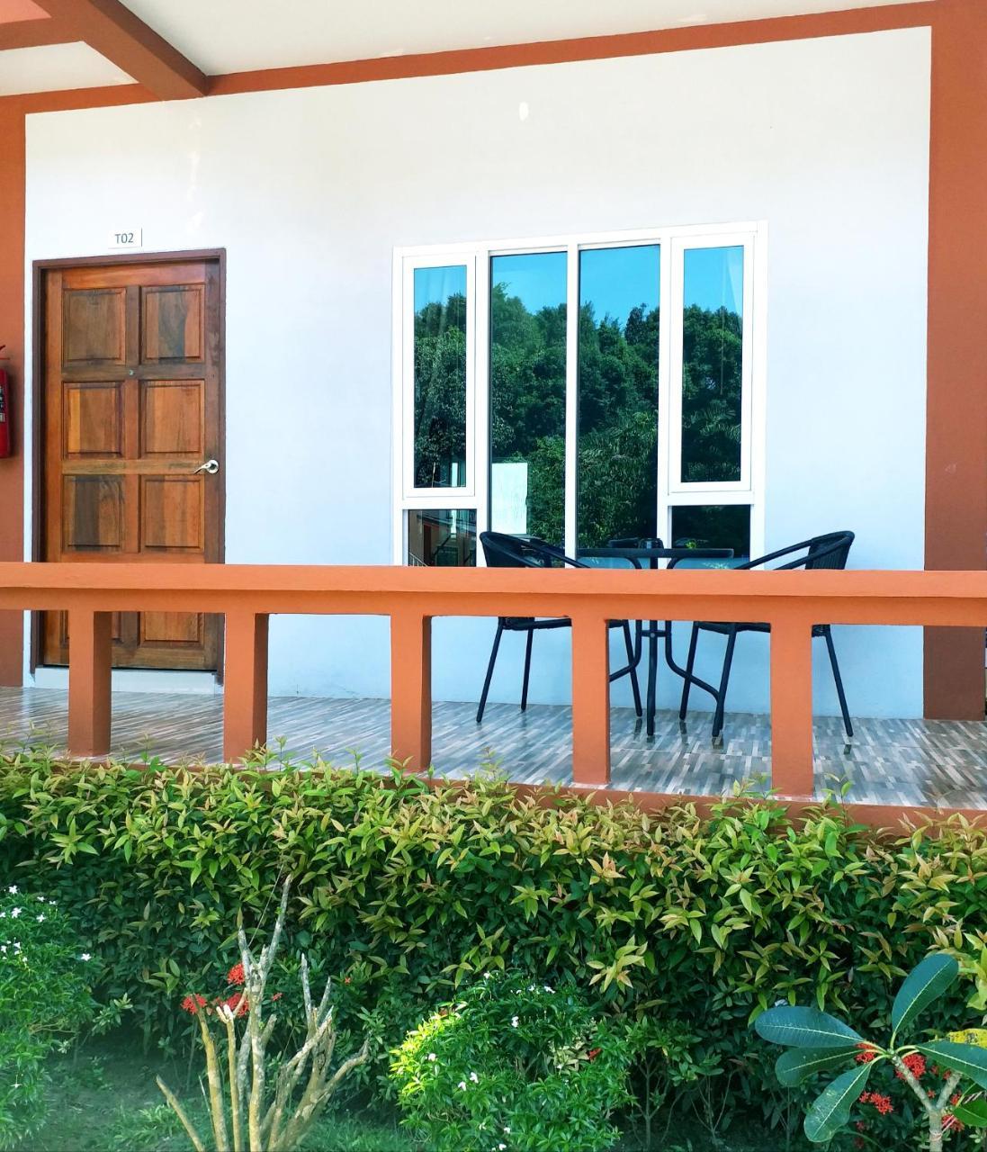 Tamarind Lanta Resort Ko Lanta Extérieur photo